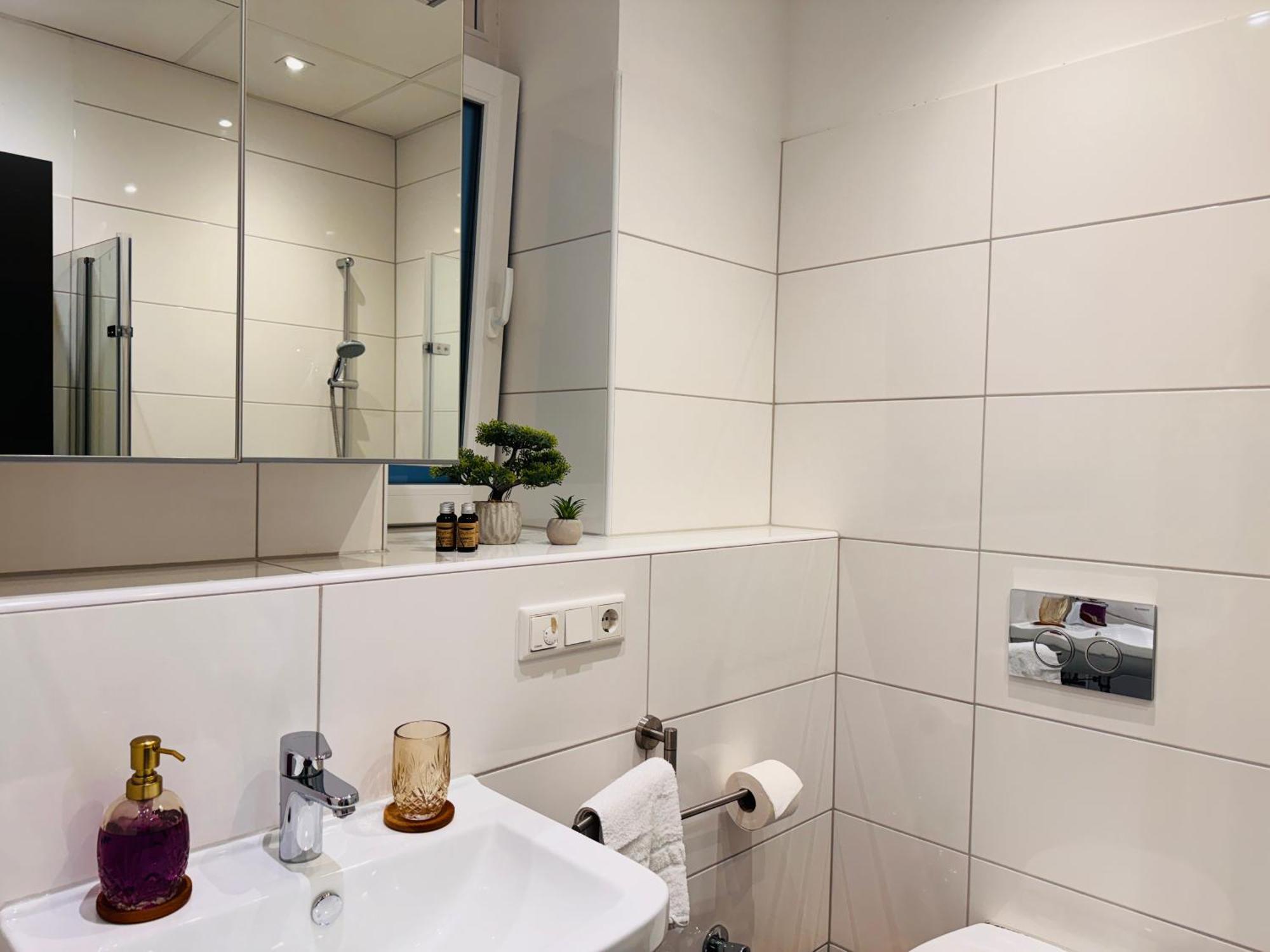 Klassen Stay - Designer Altbau Apartment Mit 2 Zimmer - Naehe Zentrum Und Rhein كوبلنس المظهر الخارجي الصورة